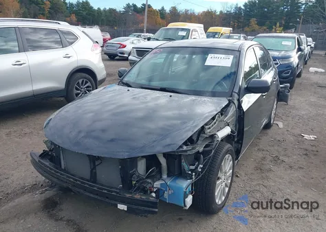 2011 Subaru Impreza 2.5I Premium z USA, uszkodzony, nr VIN JF1GH6B61BH829570